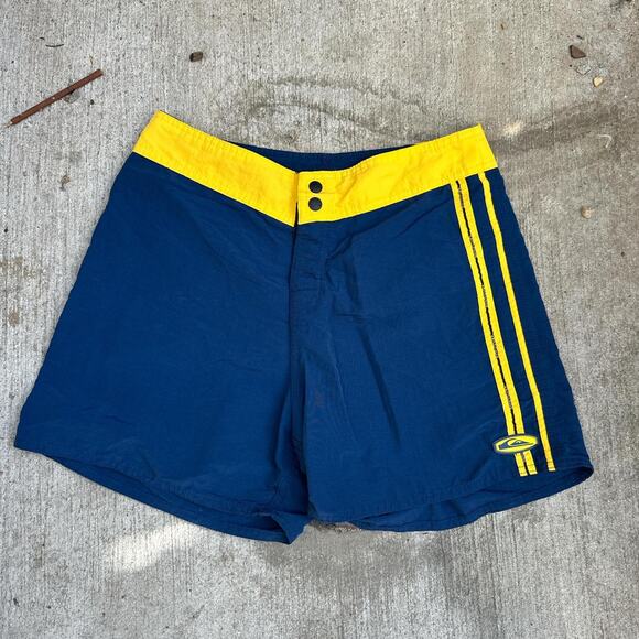 Quiksilver Shorts Vintage Nylon Swim Trunks Board Surf Blue Yellow Size Small - Picture 1 of 1